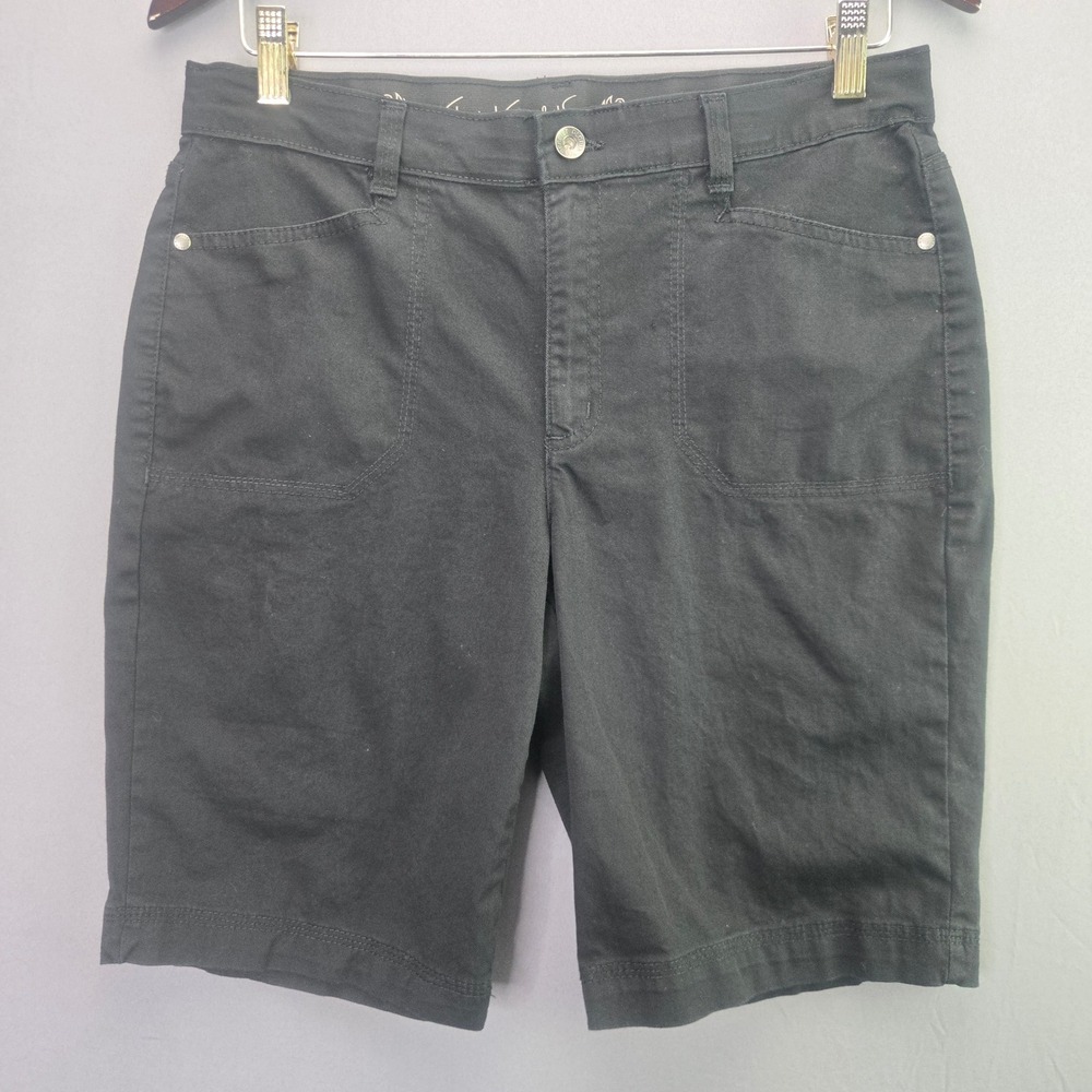 Gloria Vanderbilt Shorts Amanda Stretch Bermuda 8 Black Mid Rise Five Pocket